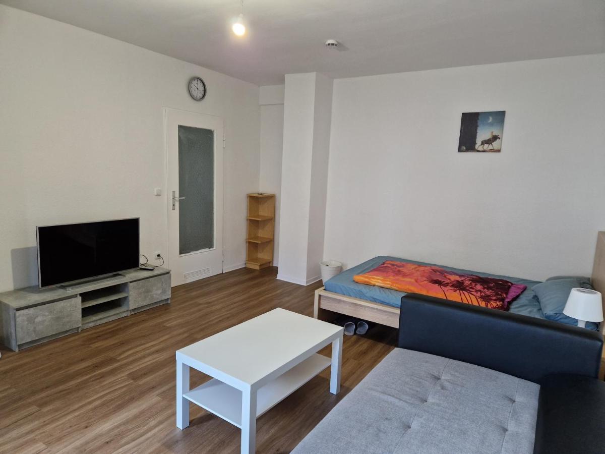 Abbey Homestay Frankfurt am Main Bagian luar foto